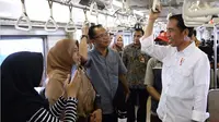 Presiden Jokowi naik KRL