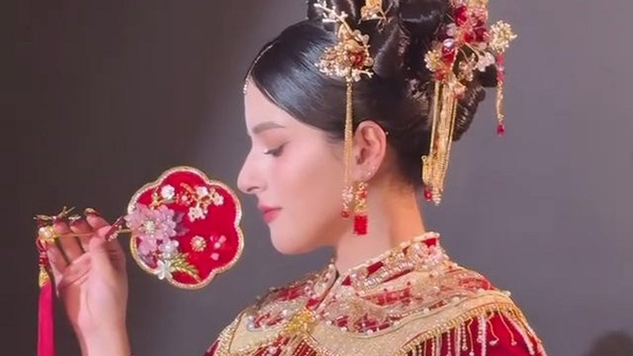 Bikin Pangling, 7 Potret Tasya Farasya Makeup Ala Pengantin China Padahal Berwajah Arab
