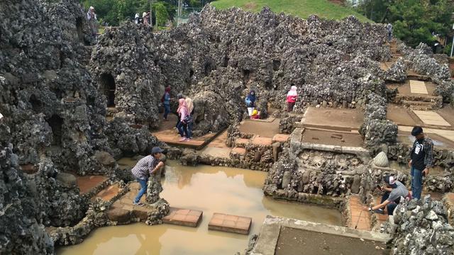 Libur Lebaran 2022, Pengunjung Wisata Gua Sunyaragi Cirebon Mulai Meningkat