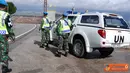 Citizen6, Lebanon: Prajurit TNI yang tergabung dalam Satgas POM TNI Sector East Military Police Unit (Sempu) Kontingen Garuda XXV-D/Unifil, menggelar Road Safety Campaign bertempat UN Posn 7-3, Marjayoun-Lebanon, Jumat (30/3). (Pengirim: Badarudin Bakri)
