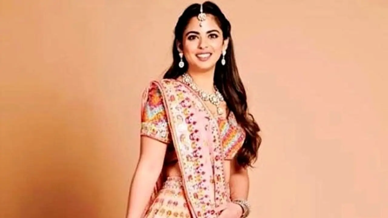 6 Detail Pernikahan Anak Crazy Rich Asian Asal India, Isha Ambani