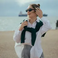 Ilustrasi wanita berkelas, tangguh. (Photo by Aleksandar Andreev on Unsplash)
&nbsp;