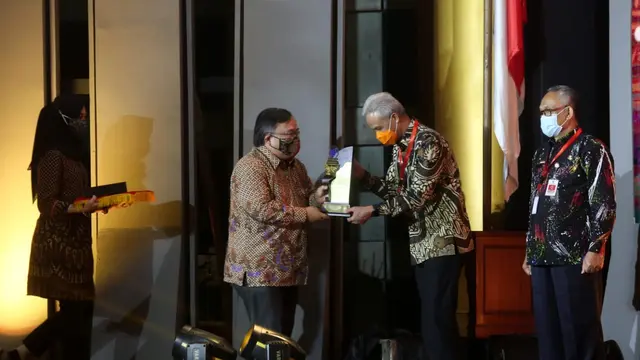 Jawa Tengah Raih Posisi Pertama Sebagai Provinsi Inovatif di Indonesia Award