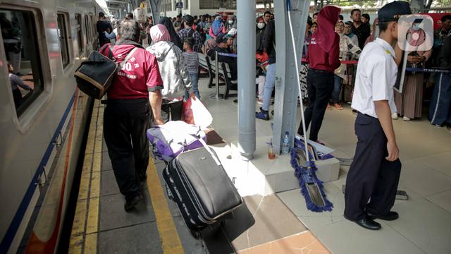 Libur Tahun Baru, 23 Persen Tiket Kereta dari Jakarta Masih Tersedia