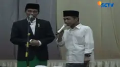 Tantangan pencak silat pun langsung dilakukan oleh sang santri. Alhasil berkat aksinya ia berhasil membawa pulang sepeda.