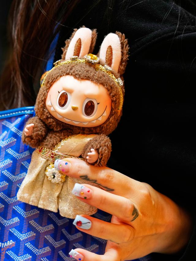 Boneka Labubu Mini Bakal Dirilis Pekan Ini, Saham Pop Mart Melonjak Drastis