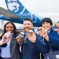 Alaska Airlines telah mengumumkan pedoman seragam baru yang dirancang untuk memungkinkan ekspresi gender yang lebih fleksibel bagi awak kabin. (Photos by Ingrid Barrentine/Alaska Airlines)