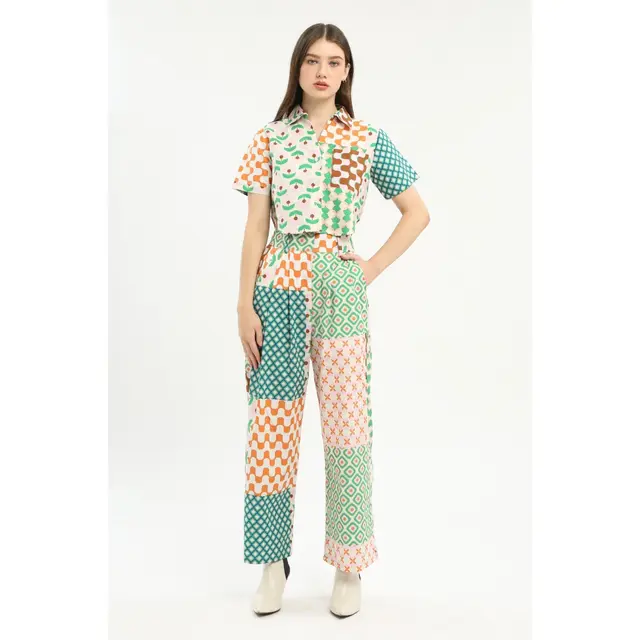 Padupadan Busana Pattern dari Atasan hingga Bawahan, credit: Cotton Ink