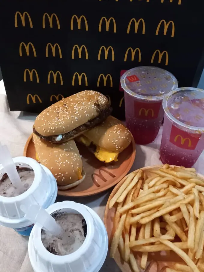 Mendapatkan Peruntungan di 2022 dengan Menu Prosperity Burger yang Legendaris