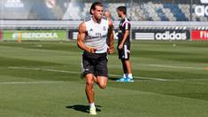 Gareth Bale, penyerang sayap andalan Real Madrid telah kembali berlatih usai dibekap cedera pada pertandingan melawan Sporting Gijon pada (17/1/2016).