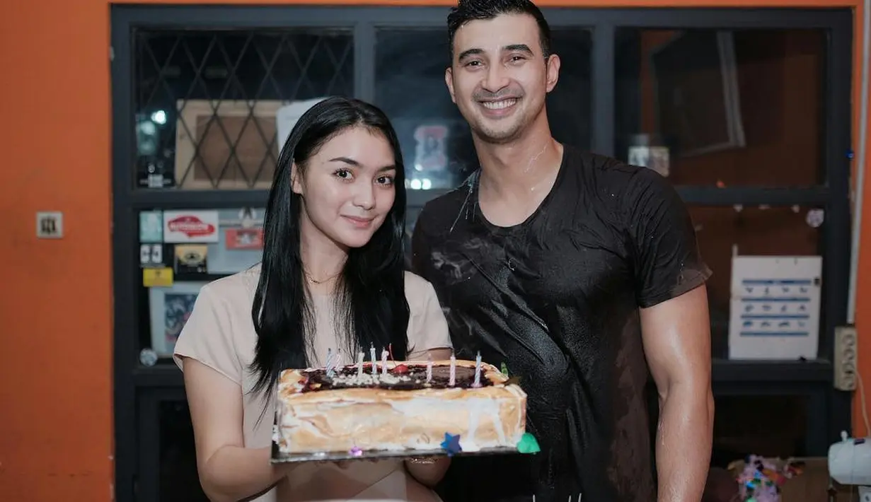 Citra Kirana dan Ali Syakieb