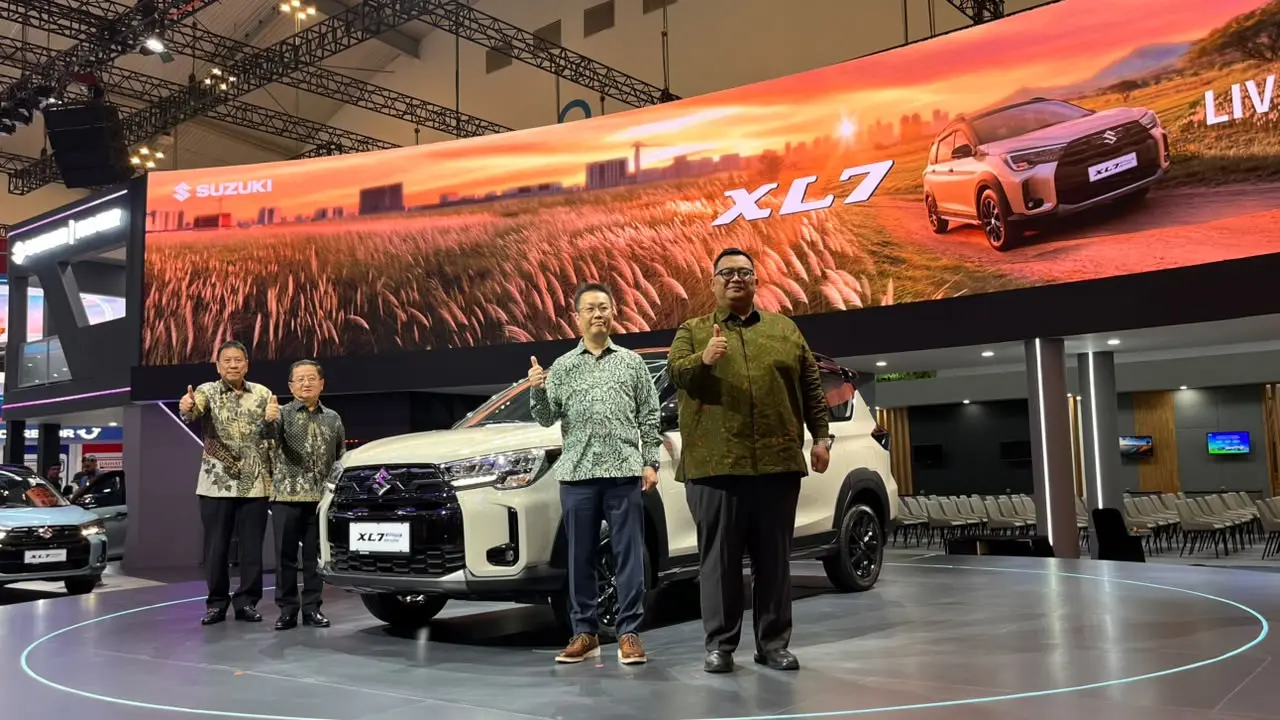 Suzuki XL7 terbaru resmi menyapa pasar global dan Indonesia di GIIAS 2026