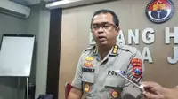 Kabid Humas Polda Jatim Kombes Pol Frans Barung Mangera (Foto: Liputan6.com/Dian Kurniawan)