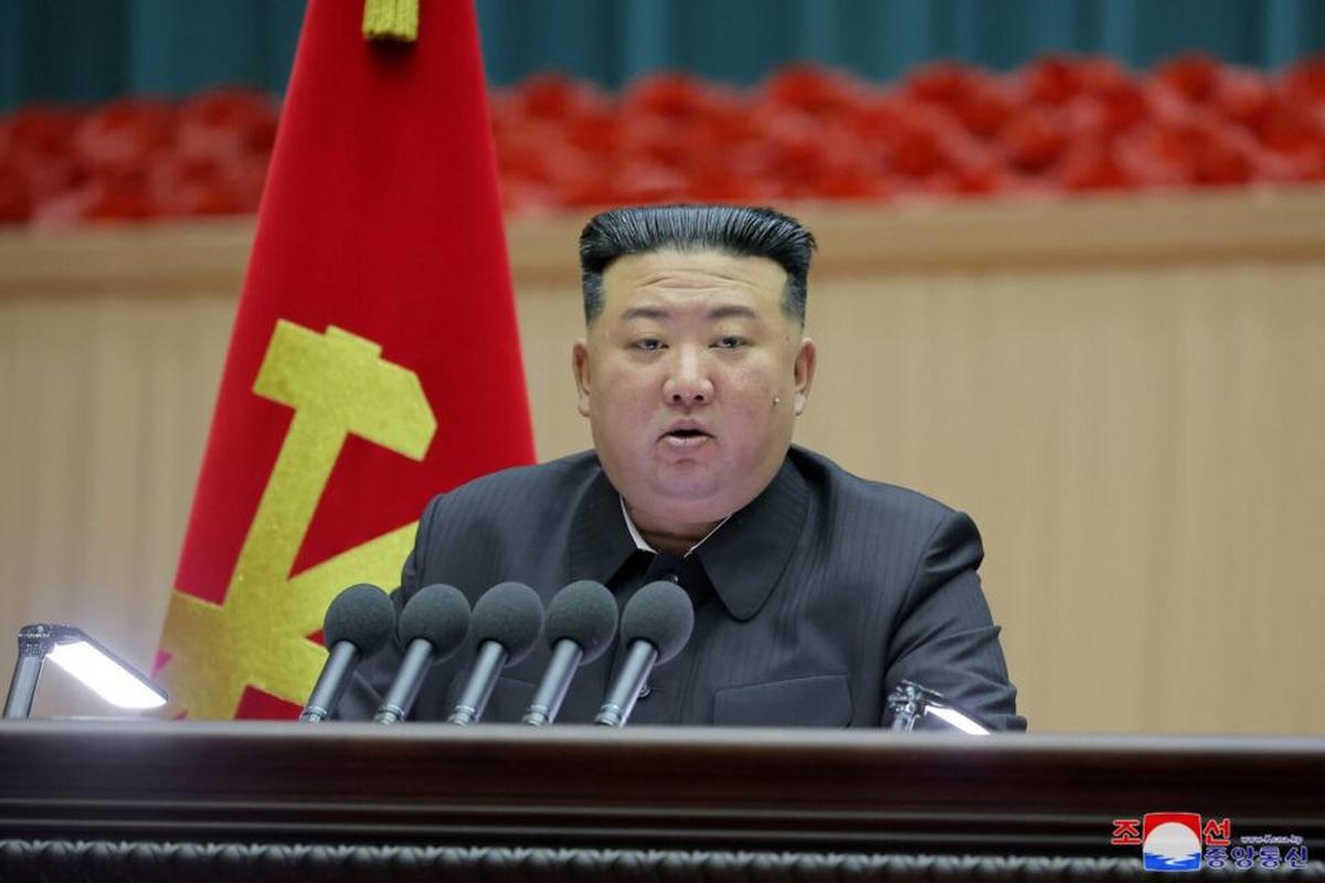 Kata 'Oppa' Ternyata Diblokir di Korea Utara, Bahkan Pemerintah Menyadap Setiap HP Masyarakatnya