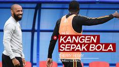 Berita video menyimak saat legenda Prancis dan Arsenal, Thierry Henry, mengobrol dengan striker Inter Milan, Romelu Lukaku, di mana dirinya mengungkapkan kerinduannya dengan bermain sepak bola.