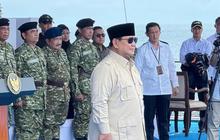 Sambut HUT ke-80 TNI, Prabowo Saksikan Parade Kapal Perang di Teluk Jakarta