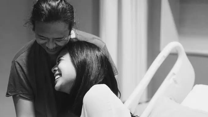 [Fimela] Dea Ananda dan Ariel Nidji