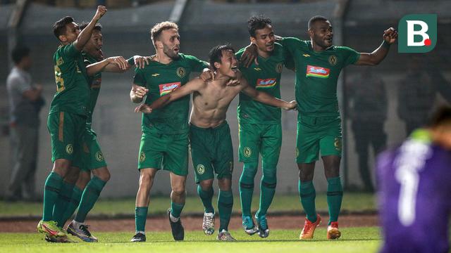 Foto: Ekspresi Drama Adu Penalti di Perempat Final Piala Presiden 2022, Persib Bandung Dikalahkan PSS Sleman