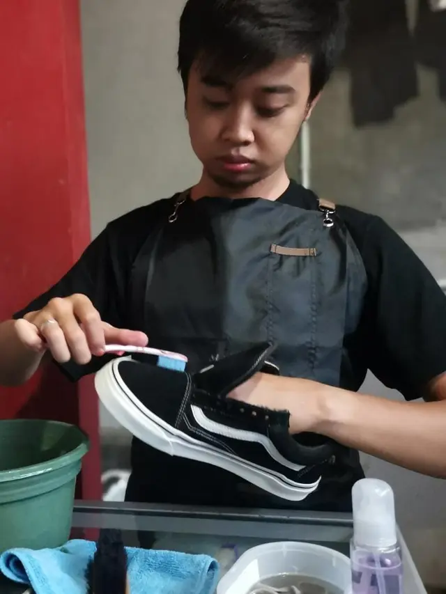 Proses mencuci sepatu, Sikil Clean