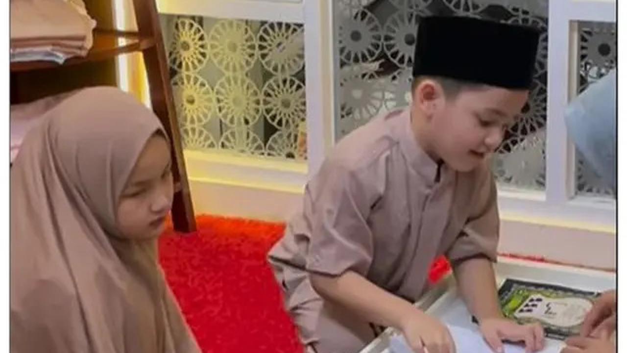 Mau Punya Anak Sholeh? Ini Rahasianya Menurut Ustadz Adi Hidayat, Sudah Terbukti!