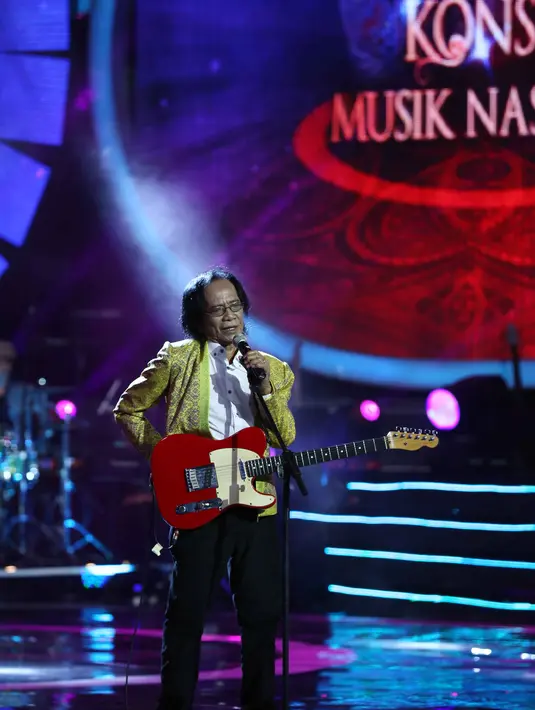 Grup legendaris Koes Plus berkolaborasi dengan RAN dalam Konser Musik Nasional tersebut. (Nurwahyunan/Bintang.com)