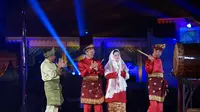 Manusia dan Kebudayaan (Menko PMK) Puan Maharani turut serta mendampingi Presiden Republik Indonesia Joko Widodo membuka Musabaqah Tilawatil Quran (MTQ) tingkat Nasional ke-XXVII tahun 2018