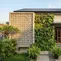 8 Desain Fasad Rumah Menghadap Matahari Sore Agar Ruangan Tidak Panas