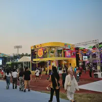 Tanggap tangani hal tak terduga, Ismaya Live selamatkan perhelatan We The Fest 2023. (Adrian Putra/Fimela.com)