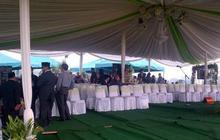 Menkes Endang dimakamkan di blok Heroes Plaza
