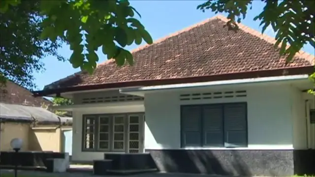 Rumah yang kini diubah menjadi museum itu dahulu merupakan tempat tinggal paman tiri Obama, Profesor Iman Sutiknjo