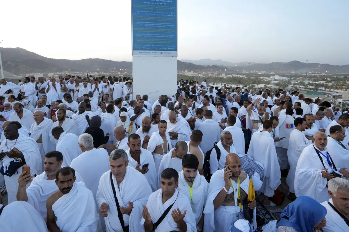FOTO: Suasana Wukuf Jemaah Haji di Padang Arafah