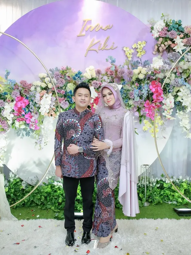 6 Potret Lamaran Kiki The Potters dan Kekasih, Penuh Kebahagiaan
