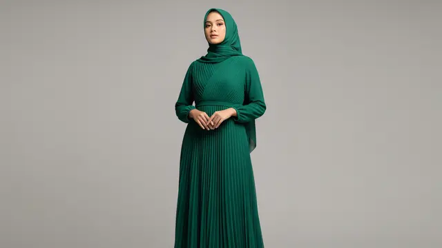Gamis Emerald Green Pleated Modern