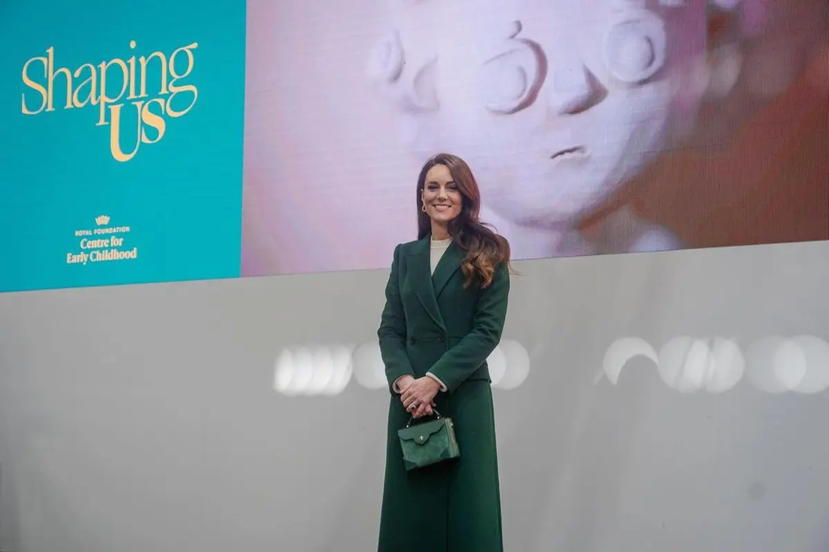 Kate Middleton Kenakan Gaun Terbaru Rancangan Victoria Beckham, Desainer Kesayangan Meghan Markle