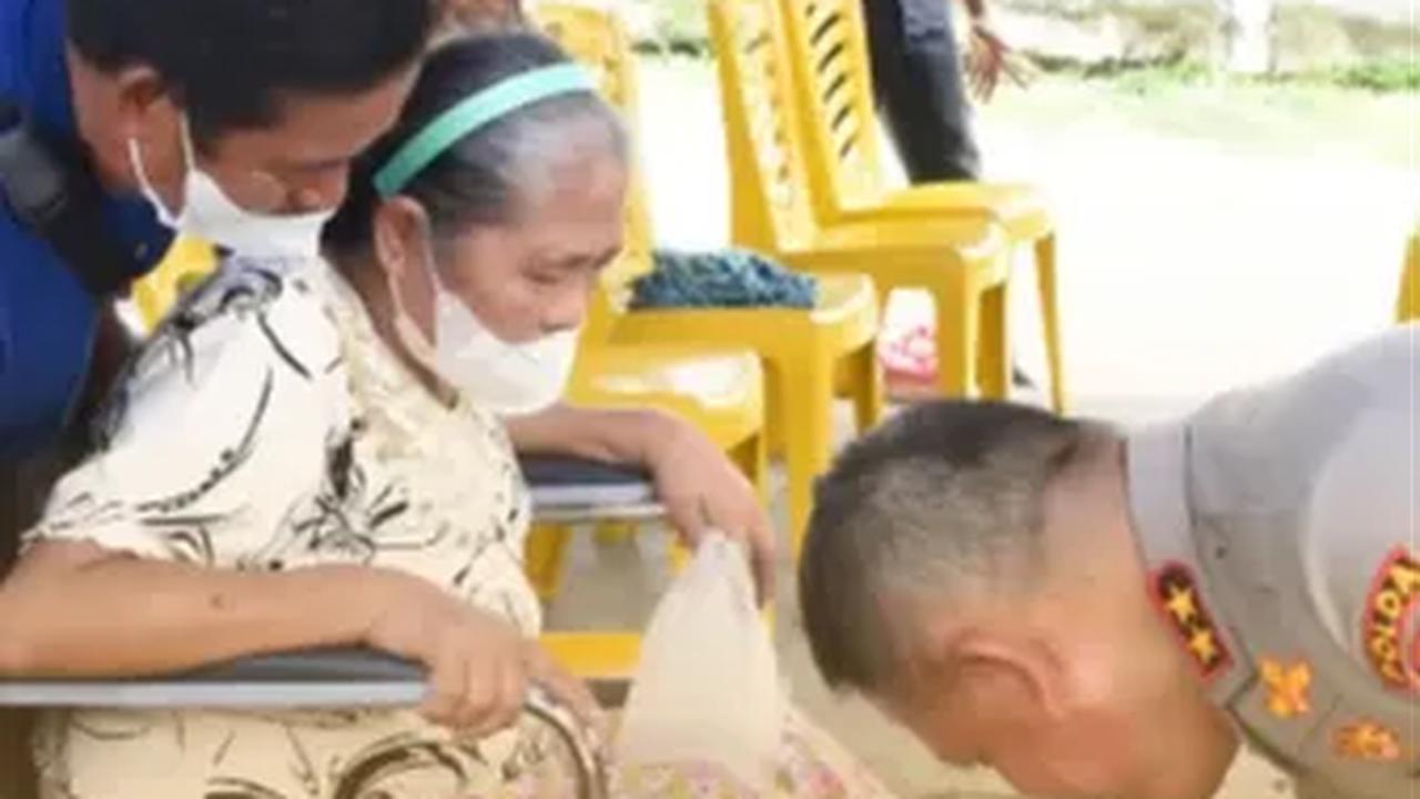 Ia lantas kembali menekankan kepada anak buahnya untuk jangan pernah menyakiti masyarakat. <br>