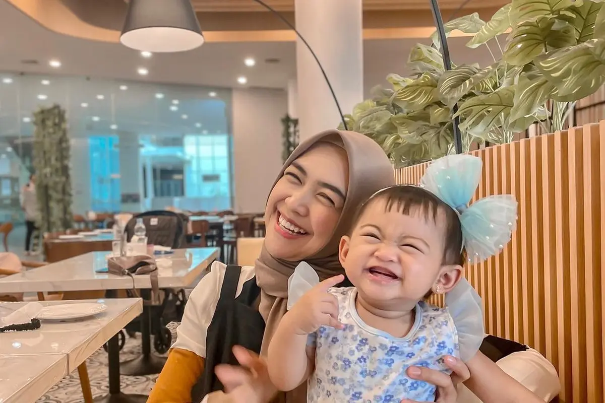 Tips Hemat Belanja Perlengkapan Bayi ala Ria Ricis