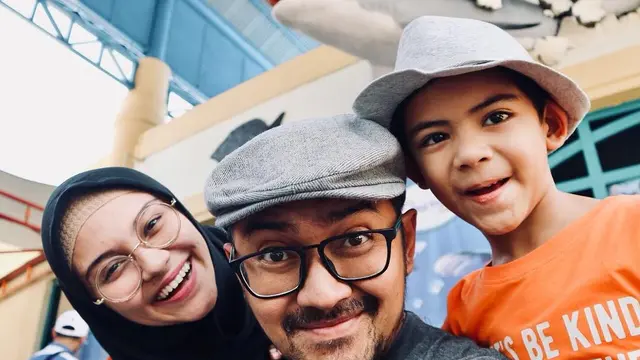 [Fimela] Zee Zee Shahab