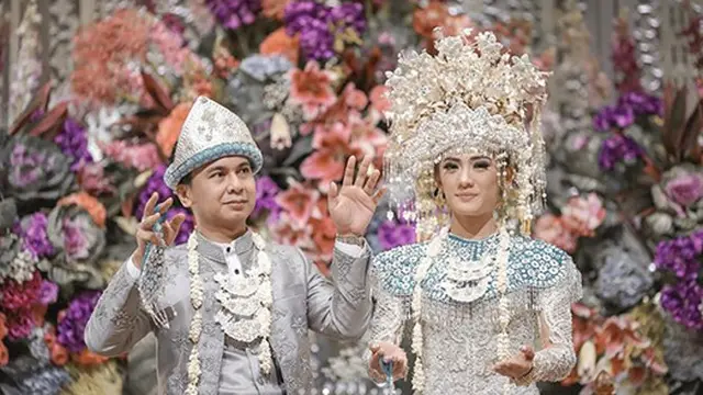 [Bintang] Pernikahan Raditya Dika dan Anissa Azizah