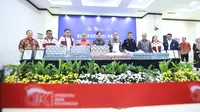 OJK Buka-bukaan Soal Sulitnya Lacak Aset Henry Surya
