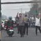 Cerita Dramatis Pasutri Lolos dari Maut saat Mobil Terbakar di Sukabumi