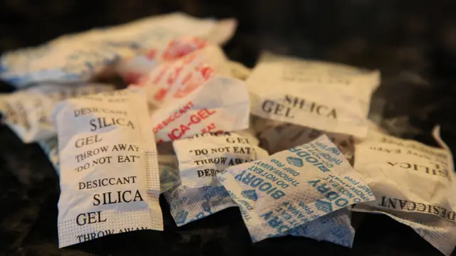 [Bintang] Sering Dianggap Nggak Guna, Ternyata Ini 5 Manfaat Silica Gel