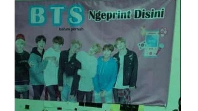 6 Spanduk Jualan Libatkan BTS Ini Bikin Ngakak