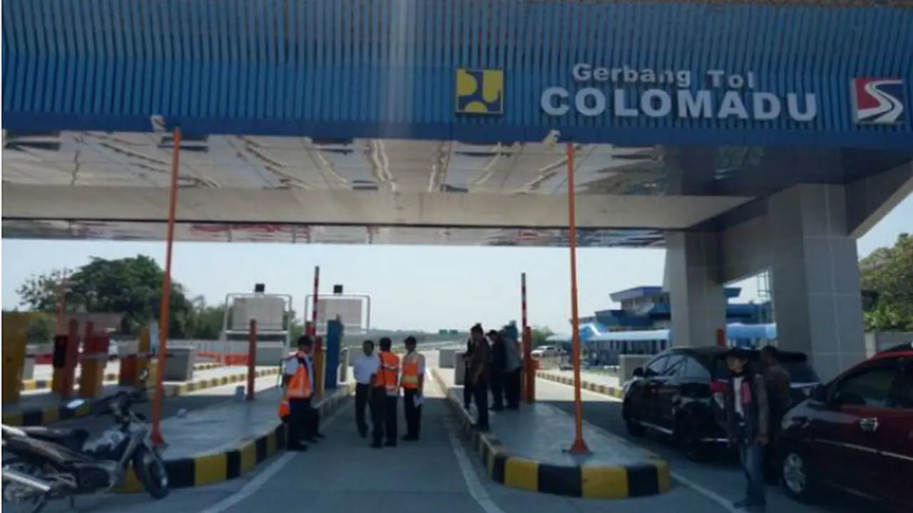 Rambu Mata Kucing di Tol Soker Hilang Dicuri