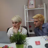 Artis internasional ini bisnis fashion. (Sumber foto: lykeofficial/instagram)