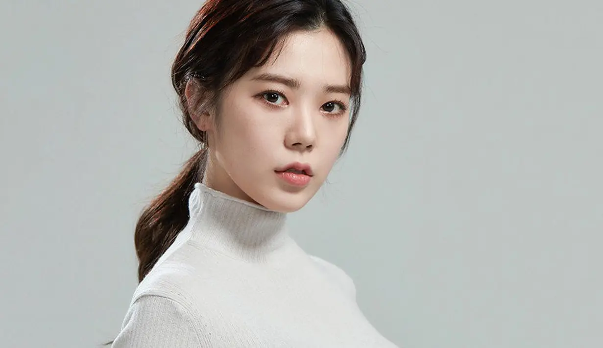 Park Soon Ah bicara mengenai pergantian namanya dari Lizzy. Seperti yang sudah diketahui nama Lizzy sudah merekat padanya dan mengawali kariernya di After School. (allkpop)