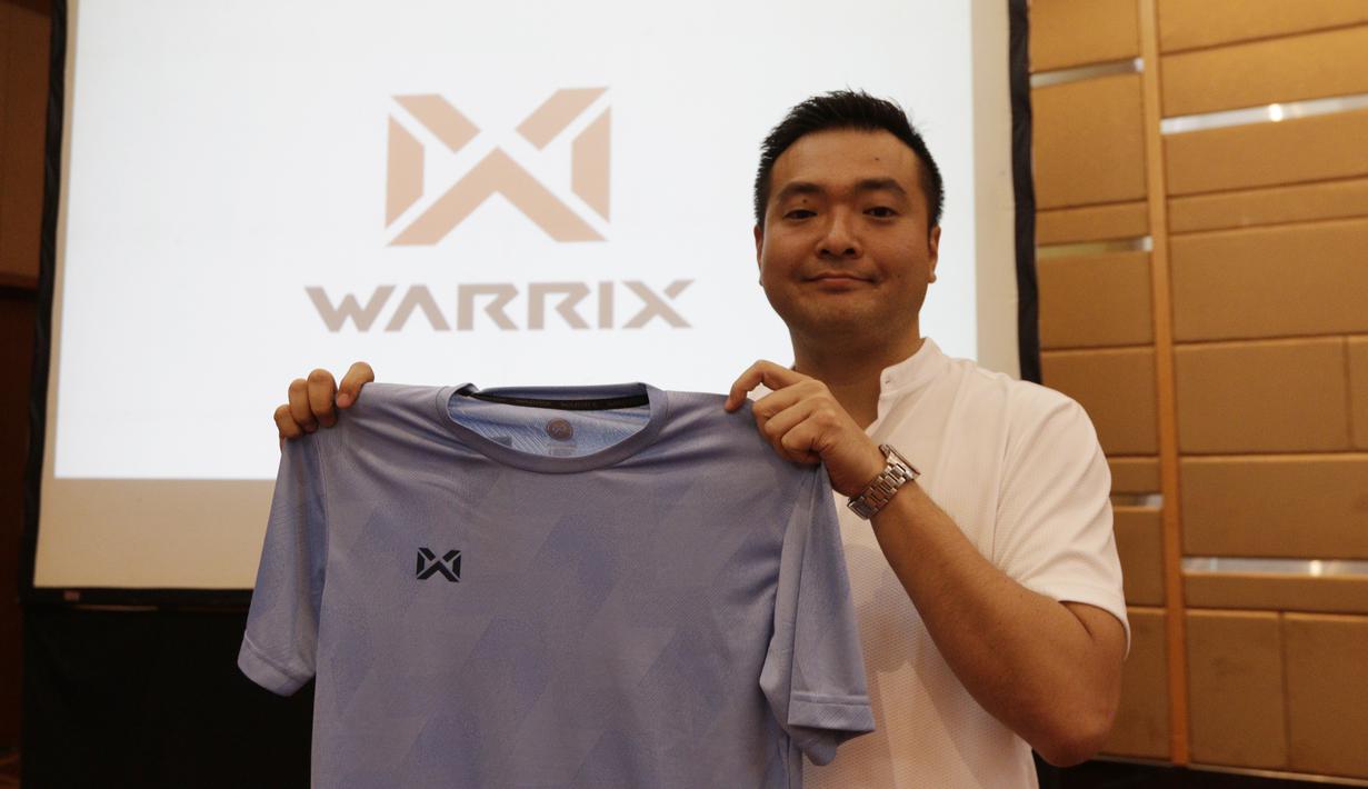 International Business Development Warrix, Atsuo Ogura, saat peluncuran Warrix Indonesia di Hotel Santika, Jakarta, Kamis, (6/2/2020). Apparel asal Thailand ini resmi masuk pasar Indonesia. (Bola.com/M Iqbal Ichsan)