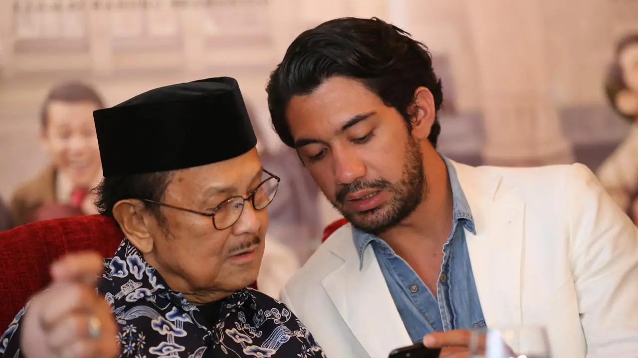 [Bintang] Peringati Hari Anak Nasional, Ini Tips Jadi Orang Sukses dari BJ Habibie