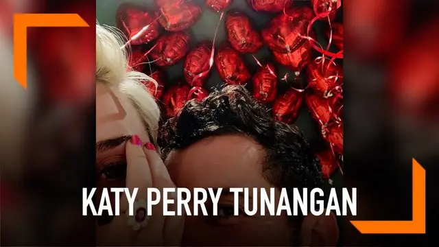 Katy Perry tengah berbinar-binar. Ia baru saja bertunangan dengan kekasihnya, Orlando Bloom. Menariknya, pertunangan itu dilakukan bertepatan dengan momen Valentine.