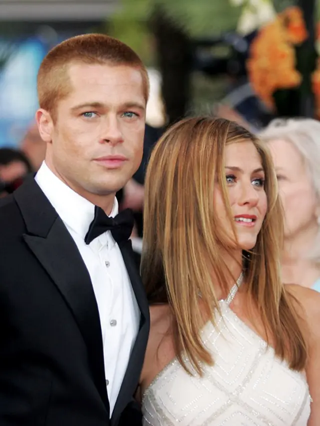 [Bintang] Brad Pitt dan Jennifer Aniston