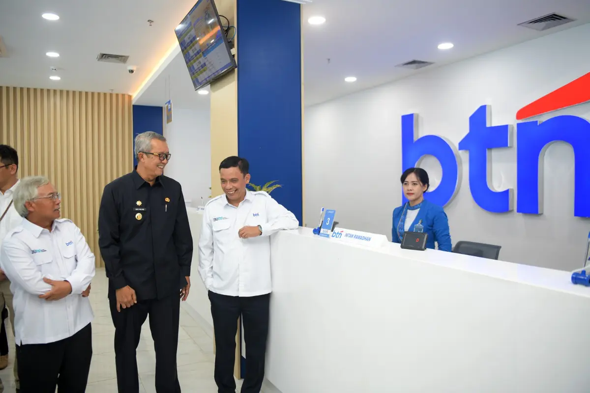 PT Bank Tabungan Negara (Persero) atau BTN menampilkan wajah baru di sejumlah Kantor Cabangnya , termasuk di Cirebon, Jawa Barat